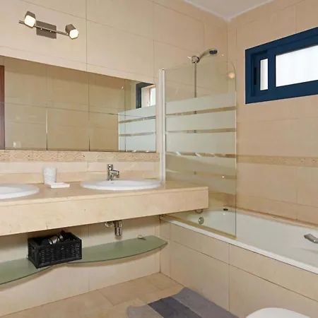 Laura Сasa de vacaciones Playa Blanca (Lanzarote)