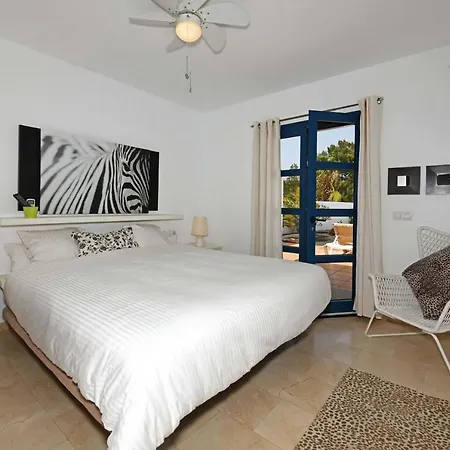 Casa Laura בית נופש פלאיה בלנקה