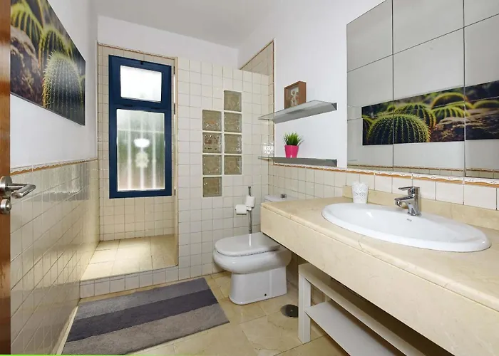 בית נופש Casa Laura פלאיה בלנקה